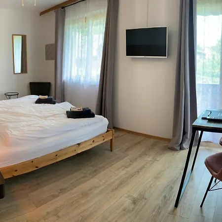 Kitty بيت ضيافة Pörtschach am Wörthersee