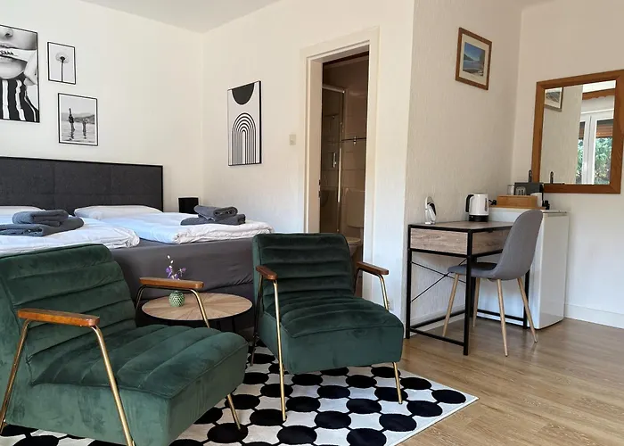 小猫宾馆 招待所 3*