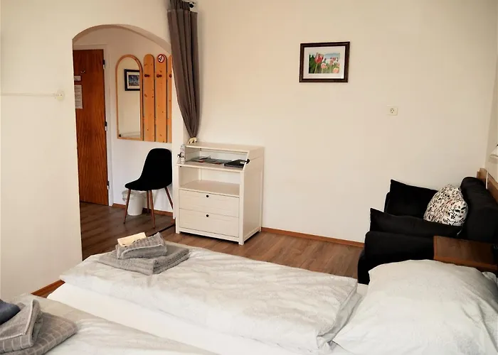 Penzion Kitty Pörtschach am Wörthersee